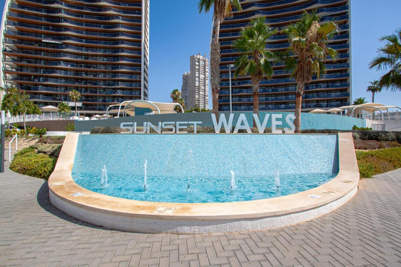 Sunset Waves Blue Sky Appartamento
